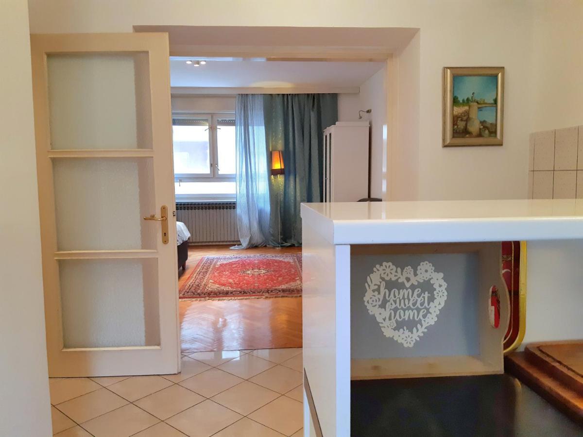 My Miracle Apartment ซาเกร็บ ภายนอก รูปภาพ